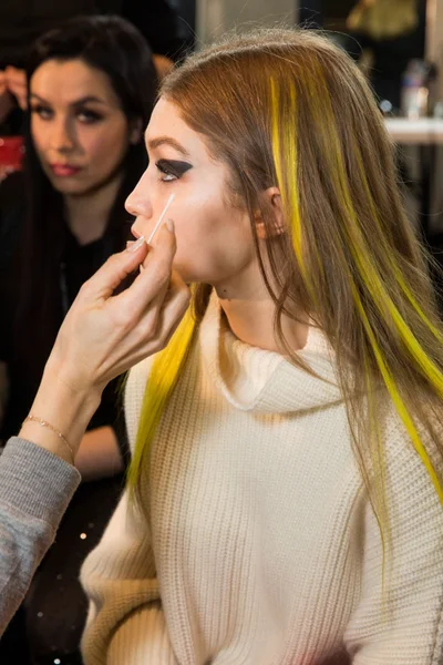 Look 2